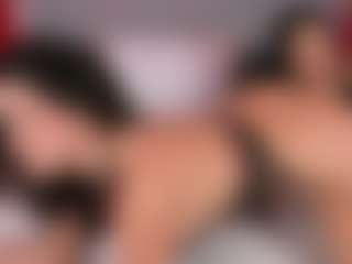 Emperatriz y Linsey's Live Sex Cam Show