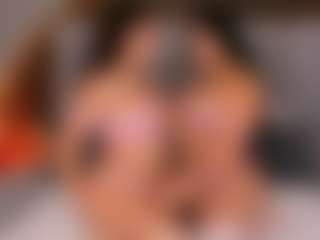 Emperatriz y Linsey's Live Sex Cam Show