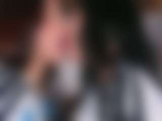 Emperatriz y Linsey's Live Sex Cam Show