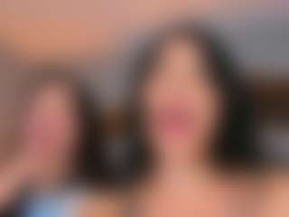 Emperatriz y Linsey's Live Sex Cam Show