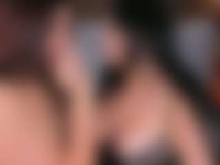 Emperatriz y Linsey's Live Sex Cam Show