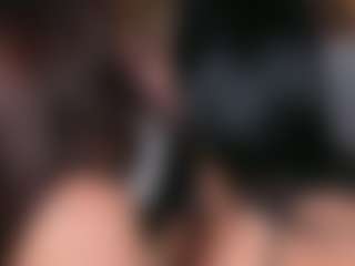 Emperatriz y Linsey's Live Sex Cam Show