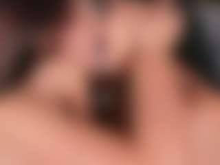 Emperatriz y Linsey's Live Sex Cam Show