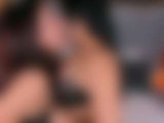 Emperatriz y Linsey's Live Sex Cam Show