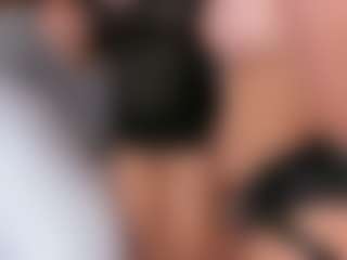 Emperatriz y Linsey's Live Sex Cam Show