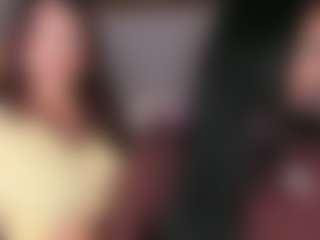 Emperatriz y Linsey's Live Sex Cam Show
