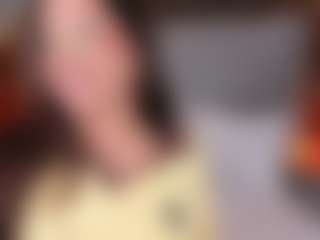 Emperatriz y Linsey's Live Sex Cam Show