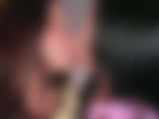Live cam show with Emperatriz y Linsey - Double Penetration on TeamSkeetLive