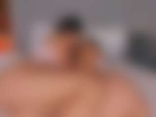 Emperatriz y Linsey's Live Sex Cam Show