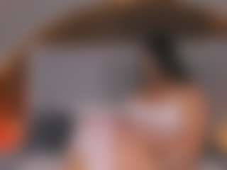 Emperatriz y Linsey's Live Sex Cam Show