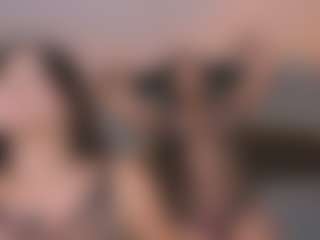 Emperatriz y Linsey's Live Sex Cam Show