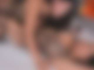 Emperatriz y Linsey's Live Sex Cam Show