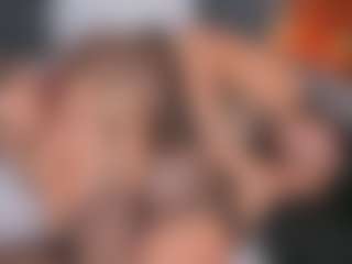 Emperatriz y Linsey's Live Sex Cam Show