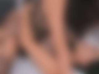 Emperatriz y Linsey's Live Sex Cam Show