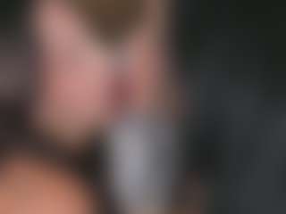 Emperatriz y Linsey's Live Sex Cam Show