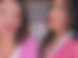 Emperatriz y Linsey's Live Sex Cam Show
