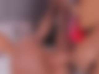 Emperatriz y Linsey's Live Sex Cam Show