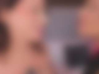 Emperatriz y Linsey's Live Sex Cam Show