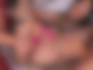 Emperatriz y Linsey's Live Sex Cam Show