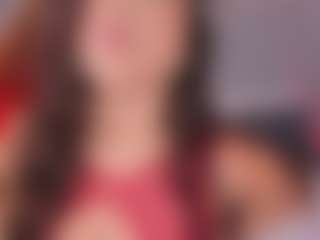 Emperatriz y Linsey's Live Sex Cam Show