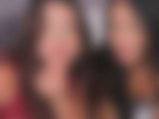 Emperatriz y Linsey's Live Sex Cam Show