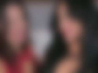 Live cam show with Emperatriz y Linsey - Latina on Dare Cams | colombia