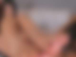 Emperatriz y Linsey's Live Sex Cam Show