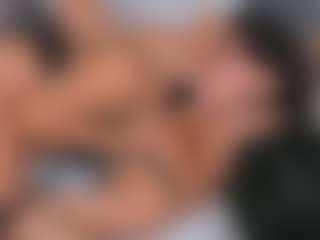 Emperatriz y Linsey's Live Sex Cam Show