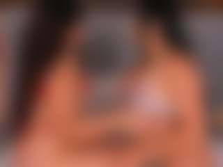 Emperatriz y Linsey's Live Sex Cam Show