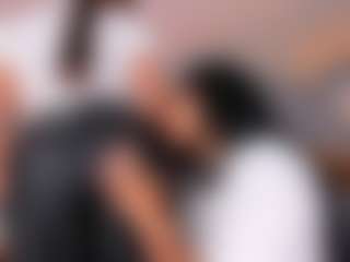 Emperatriz y Linsey's Live Sex Cam Show