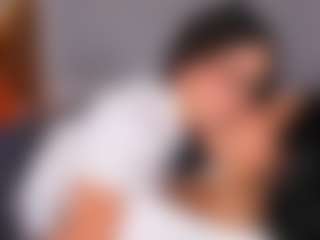 Emperatriz y Linsey's Live Sex Cam Show