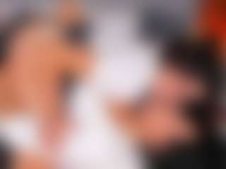 Emperatriz y Linsey's Live Sex Cam Show