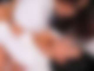Emperatriz y Linsey's Live Sex Cam Show