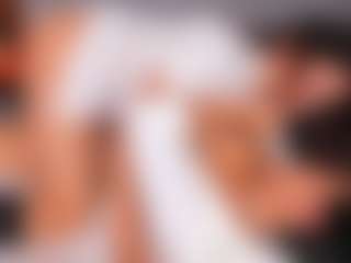 Emperatriz y Linsey's Live Sex Cam Show
