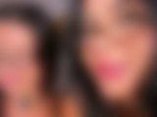 Emperatriz y Linsey's Live Sex Cam Show
