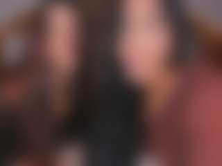 Emperatriz y Linsey's Live Sex Cam Show