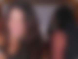 Emperatriz y Linsey's Live Sex Cam Show