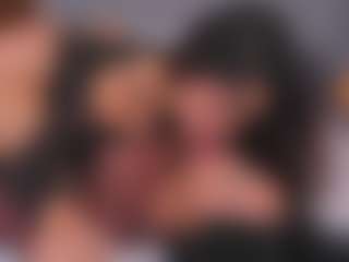 Emperatriz y Linsey's Live Sex Cam Show
