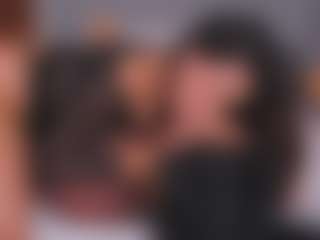 Live cam show with Emperatriz y Linsey - Cum on testsause.com