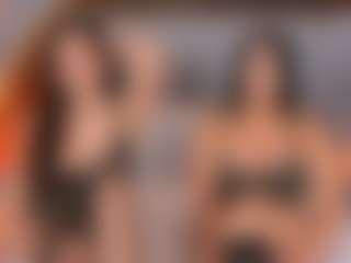 Emperatriz y Linsey's Live Sex Cam Show
