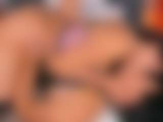 Live cam show with Emperatriz y Linsey - HD on CamSextacy