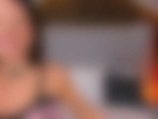 Emperatriz y Linsey's Live Sex Cam Show