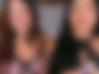 Emperatriz y Linsey's Live Sex Cam Show