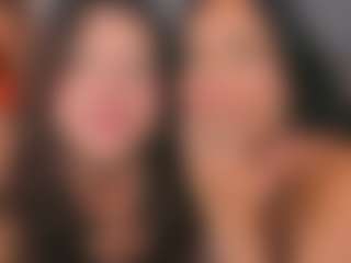 Emperatriz y Linsey's Live Sex Cam Show