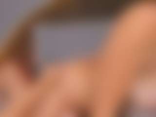 Emperatriz y Linsey's Live Sex Cam Show