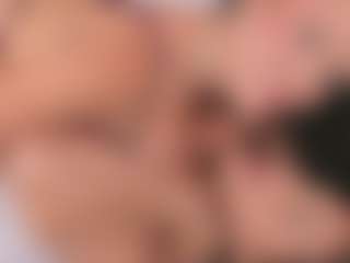 Emperatriz y Linsey's Live Sex Cam Show