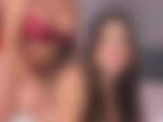 Emperatriz y Linsey's Live Sex Cam Show