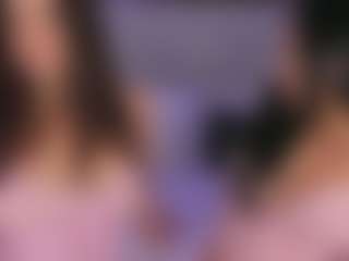 Emperatriz y Linsey's Live Sex Cam Show