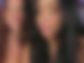 Emperatriz y Linsey's Live Sex Cam Show