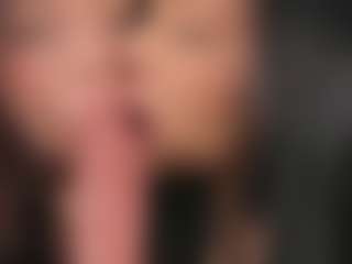 Emperatriz y Linsey's Live Sex Cam Show